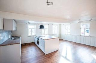 Wohnung mieten in Haidlinsgasse 15, 72141 Walddorfhäslach, Historisches Wohnen im Herzen von Walddorfhäslach – Charmante Mietwohnung