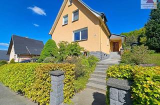 Einfamilienhaus kaufen in 08280 Aue, Wohnen mit Blick auf Aue - Einfamilienhaus mit Garage und Terrasse am Zeller Berg