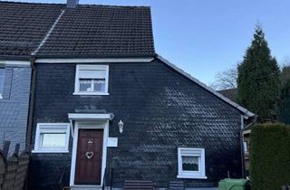 Wohnung kaufen in Helmerhausener Str. 23, 51674 Wiehl, Alternative zur Eigentumswohnung: Kleine DHH mit hübschem Gartengrundstück