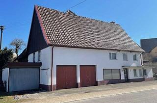 Bauernhaus kaufen in 78737 Fluorn-Winzeln, Einfamilien-Bauernhaus mit Ausbaupotential und großem Grundstück im Sanierungsgebiet