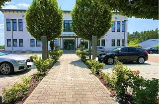 Praxen mieten in 92442 Wackersdorf, Erstklassig: Obergeschoß, auch teilbar, mit Parkplätzen, derzeit edles Fitness- und Wellness-Studio!
