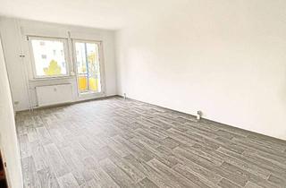 Wohnung mieten in Heidestr. 7d, 01987 Schwarzheide, ERSTBEZUG nach Modernisierung wunderschöne 3 Zi.-Wohnung mit großem Balkon im Zentrum