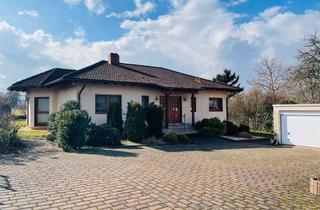 Haus kaufen in 55234 Wendelsheim, Schöner Bungalow mit großem Gartengrundstück in Feldrandlage