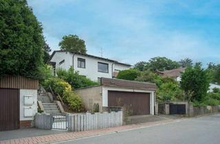 Villa kaufen in 69181 Leimen, Sanierungsbedürftige Villa in Premium-Lage.