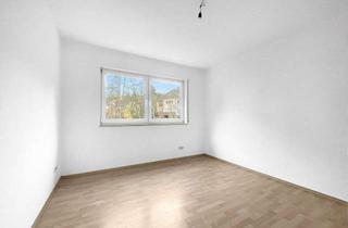 Wohnung kaufen in 65817 Eppstein, TRAUMLAGE TAUNUS - schicke 3-Zimmer-Wohnung mit Balkon und Garten in Eppstein