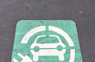 Garagen mieten in 50931 Lindenthal, RIDA PARKING - Parken & Laden in Top-Lage – Stellplatz mit E-Anschluss in Köln-Lindenthal