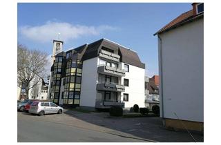 Wohnung kaufen in 31785 Hameln, Schöne 2 - Zimmerwohnung mit Balkon und Garage in zentraler Lage von Hameln.