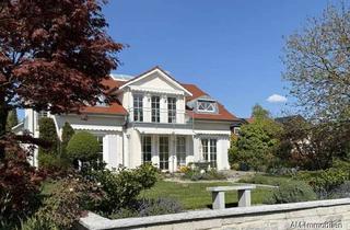 Villa kaufen in 88090 Immenstaad, Seenähe - Ruhe - Natur! Sehr gepflegte Villa in traumhafter Lage!