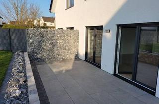 Doppelhaushälfte kaufen in Auf Der Hufe 8A, 32694 Dörentrup, Dörentrup - Haus Doppelhaushälfte Baujahr 2022 wie Neubau KFW55 - Haus 1 DHH - 8a