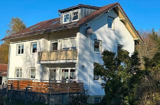 Wohnung kaufen in 94209 Regen, Regen - Großzügige Eigentumswohnung in herrlicher Lage und großem Grundstück