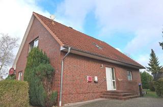 Einfamilienhaus kaufen in 21717 Fredenbeck, Fredenbeck - Für Anleger oder Selbstnutzer: Einfamilienhaus mit Einliegerwohnung in Fredenbeck-Schwinge!
