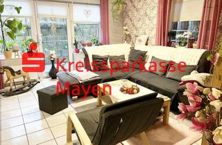 Wohnung kaufen in 56727 Mayen, Attraktive 4 ZKB-Wohnung m. Terrasse u. 2 Stellplätzen in ruhiger Wohnlage
