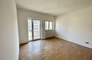Wohnung mieten in Feldstraße 48, 06749 Bitterfeld-Wolfen, Gut geschnittene 2-Raum-Wohnung mit Balkon im Bitterfelder Dichterviertel