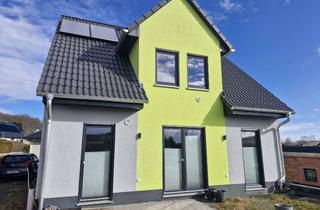Einfamilienhaus kaufen in 09427 Ehrenfriedersdorf, Neuwertiges Einfamilienhaus in Ehrenfriedersdorf – Modern, effizient & bezugsfertig!
