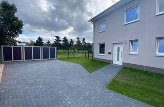 Haus mieten in Eibenweg 33-33c, 15827 Blankenfelde-Mahlow, Schicke Doppelhaushälfte+Terrasse++Garten+Hochwertige Ausstattung