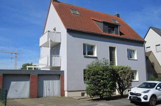 Haus kaufen in 45701 Herten, Freistehendes 4 Familienhaus + 3 Balkone + 3 Garagen, ca. 262 m² Wfl., 740 m² Erbpacht-Grundstück.