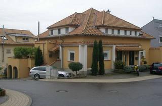Wohnung kaufen in 69226 Nußloch, Renovierte charmante Wohnung im 4 Fam. Haus mit Garten und eigene Haustür