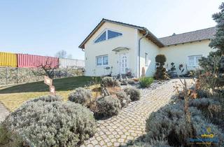 Einfamilienhaus kaufen in 93173 Wenzenbach, Gehobenes Einfamilienhaus mit Gewerbefläche – direkt bei Regensburg
