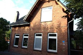 Einfamilienhaus kaufen in 25704 Nindorf, Einfamilienhaus mit Halle Isoliert auf großen Grundstück