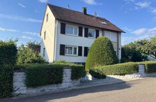 Haus kaufen in 75428 Illingen, 2-Familienwohnhaus mit Garage, ausgeb. DG mit2 Zimmer u. Bad/WC, geeignet für Mehrgenerationenhaus.