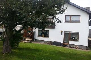 Haus kaufen in 55496 Argenthal, Maklerfreies 1-2-Familienhaus in Argenthal bietet Lebensqualität und Optionen