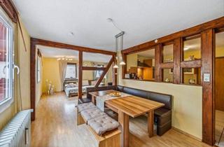 Haus kaufen in 79822 Titisee-Neustadt, Wohnflächenwunder mit Stil!
