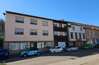 Mehrfamilienhaus kaufen in 66440 Blieskastel, Sanierer aufgepasst !! 2 1/2 Mehrfamilienhäuser mit Nebengebäude zum Schnäppchenpreis !