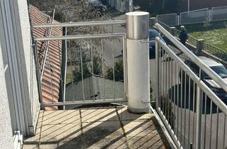 Wohnung mieten in Nibelungenstraße 45, 65795 Hattersheim, Stilvolle, gepflegte 5-Raum-Maisonette-Wohnung mit geh. Innenausstattung mit Balkon