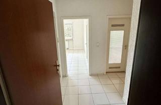 Wohnung mieten in 71735 Eberdingen, Attraktive 2-Zimmer-Wohnung mit Stellplatz und Balkon mit Blick ins Grüne