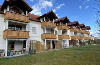 Wohnung kaufen in 84494 Neumarkt-Sankt Veit, Herrliche 3-Zimmer-Dachgeschosswohnung mit Balkon und EBK