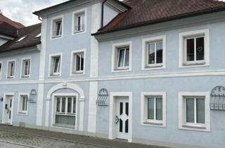 Mehrfamilienhaus kaufen in Neue Gasse 12, 91583 Schillingsfürst, Charmantes denkmalgeschütztes Mehrfamilienhaus zum Verkauf - Perfekt für Kapitalanleger!