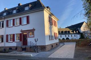 Wohnung mieten in Wallstraße, 54576 Hillesheim, Gehobene Wohnung in Vulkaneifel (Kreis), Hillesheim