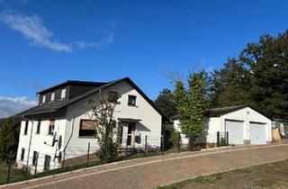 Haus kaufen in 35745 Herborn, Herborn - Herborn: Ruhiges Haus mit 3 Wohnungen, 3 Garagen u. großem Garten