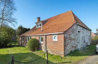 Einfamilienhaus kaufen in 26524 Lütetsburg, Modernisiertes und sofort bezugsbereites Einfamilienhaus in Lütetsburg nahe der Nordseeküste