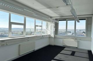 Büro zu mieten in 71083 Herrenberg, Bürofläche mit Blick auf die Schwäbische Alb