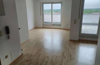 Wohnung kaufen in 86356 Neusäß, Provisionsfrei - Helle offene 2,5-Zimmer-Dachterrassen-Wohnung in Neusäß mit freier Aussicht.