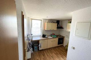 Wohnung kaufen in Am Bahnhof, 09385 Lugau, Interessante kleine Eigentumswohnung