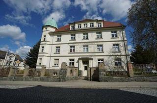 Wohnung mieten in Hagenberg 11, 07987 Mohlsdorf-Teichwolframsdorf, 2-Raum-Wohnung mit großer Wohnküche in romantischer Villa