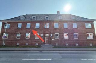 Wohnung kaufen in 21762 Otterndorf, Charmante Altbauwohnung mit eigenem Grundstück und Garage im Zentrum von Otterndorf