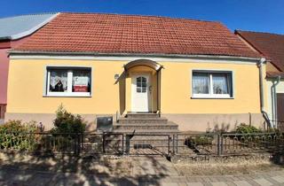 Einfamilienhaus kaufen in 17506 Gützkow, Charmantes Einfamilienhaus mit Ausbaureserve im Herzen von Gützkow unweit der Ostsee und Greifswald!