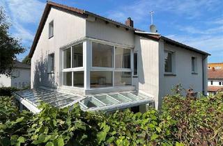 Haus kaufen in 64380 Roßdorf, Geräumiges 2-Familienhaus auf einem 668 m2 Grundstück, in guter Lage in Roßdorf