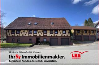 Mehrfamilienhaus kaufen in 78713 Schramberg, Mehrfamilienhaus mit 4 Einheiten auf großem Grundstück