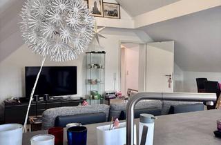 Wohnung kaufen in Welleröder Straße 39, 34253 Lohfelden, Lohfelden / Vollmarshausen - Exklusives Wohnen im Dachgeschoss - Kunstvolle Architektur trifft auf beeindruckende Raumhöhe