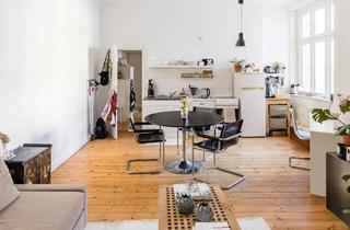 Wohnung kaufen in Kiehlufer 59, 12059 Neukölln, Perfekt für Singles & Paare: Charmante Altbauwohnung in Top-Lage am Landwehrkanal