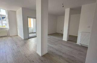 Lofts mieten in Obere Hauptstraße 67 b, 09235 Burkhardtsdorf, Erstbezug nach San.! Große 5-Zimmer Loft mit Wa., Du. und Riesenloggia in ruhiger Lage! EBK mgl.