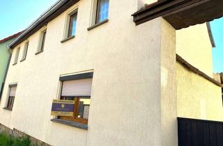 Haus kaufen in 99439 Heichelheim, PROVISIONSFREI für Käufer - Sanierungswürdiges Anwesen - 3-Seiten-Hof