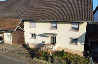 Bauernhaus kaufen in 77855 Achern, Charmantes Bauernhaus mit großen Schopf und Ausbaupotenzial