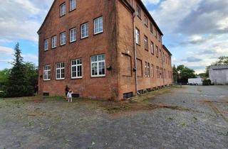 Gewerbeimmobilie mieten in Wismarsche Straße, 19205 Gadebusch, Im Gewerbe-Ensemble von Gadebusch