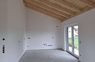 Wohnung mieten in 82399 Raisting, Geschmackvolle 3-Raum-Wohnung mit gehobener Innenausstattung mit Einbauküche in Raisting