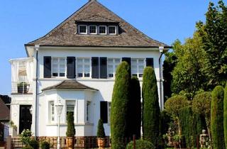 Villa kaufen in 54516 Wittlich, Wunderschöne Stadtvilla mit Garten in Wittlich